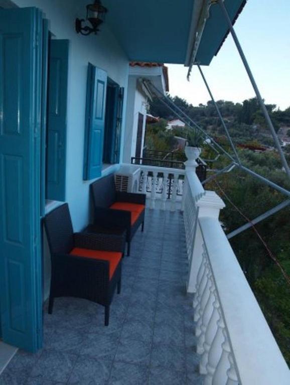 Xenia Apartment Kokkari Exterior photo